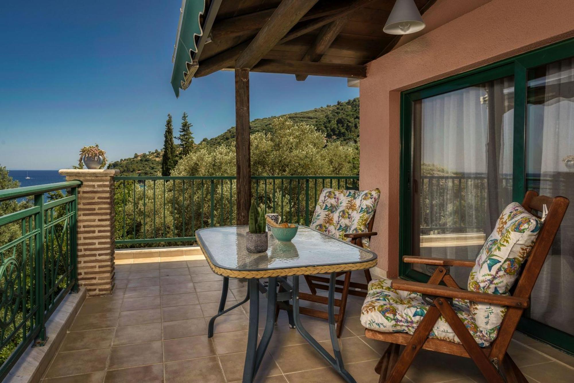 Anatoli Apartments - Tranquil Location & Stunning Views, By Zantewize Маратьяс Номер фото